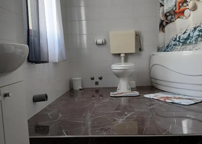 Apartment Diana Kraljevica